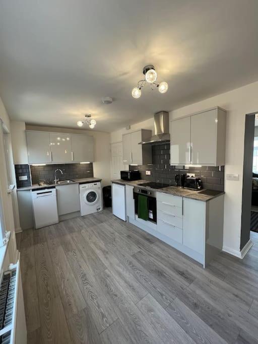Welsh Getaway Home No 2 - 10 Mins To Bike Park Wales Merthyr Tydfil Luaran gambar